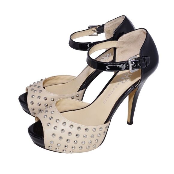 Rock & Republic Kurt Studded Two Tone Platform Pumps, Size 8 - Picture 7 of 13